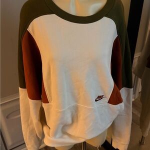 Nike Colourblock Crewneck